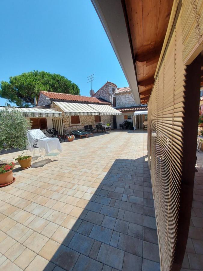 Apartments Marija Умаг Екстериор снимка
